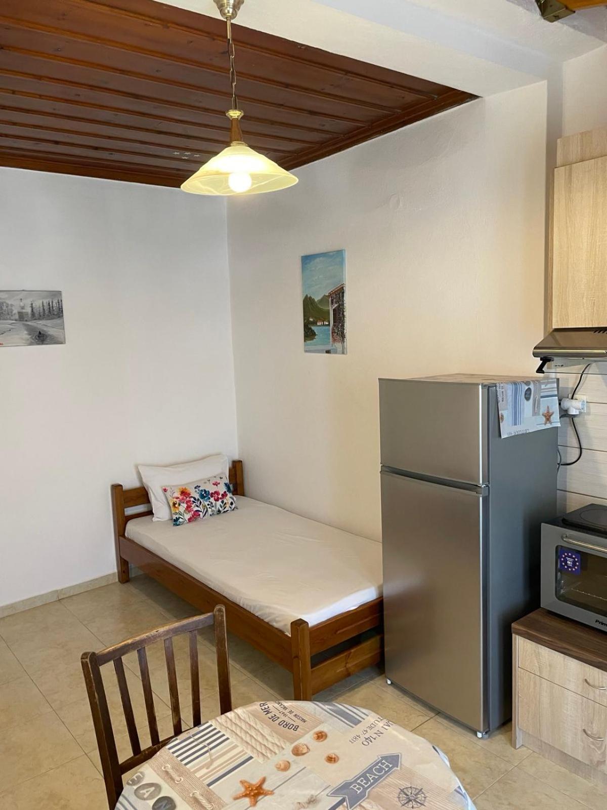 Katerinas Apartmens Скиатос Екстериор снимка